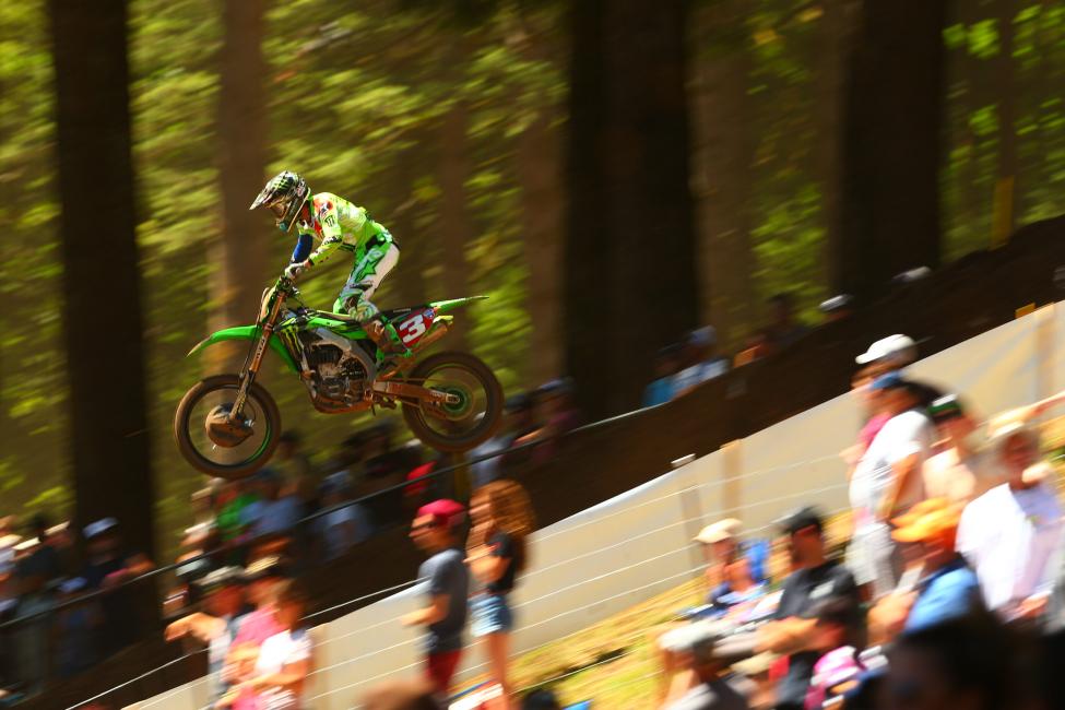 Tomac rode to a solid runner-up finish with 2-2 scores.