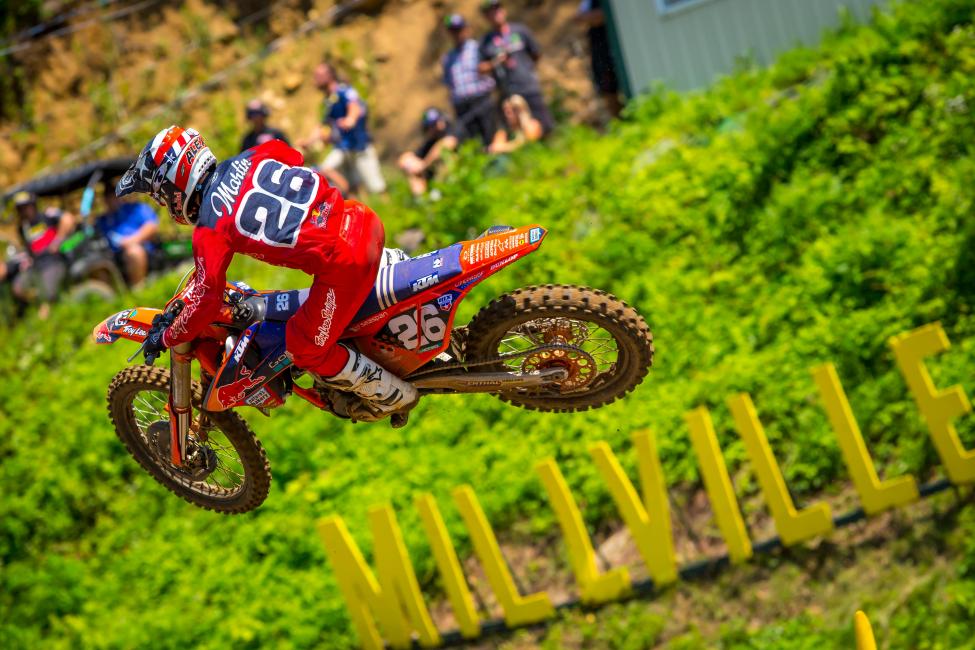 Alex Martin overcame a challenging first moto to finish third overall (7-2).